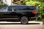 Lincoln Navigator L Black Label 2017 года